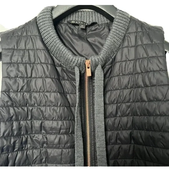 Athleta dark, gray Quilted with net accent  Vest zipper nylon - Picture 5 of 7